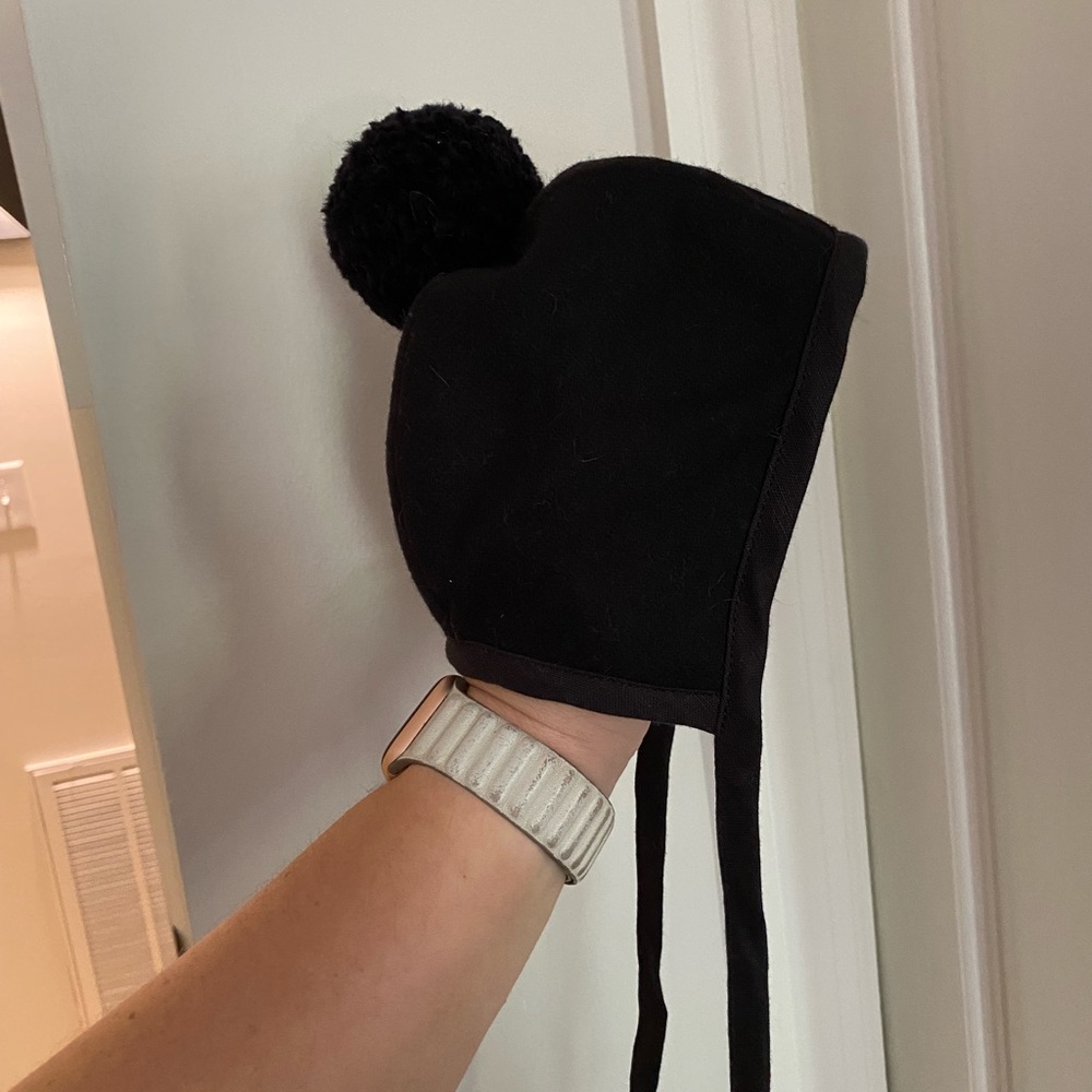 Briar Baby Black Pom Bonnet 3-6 months